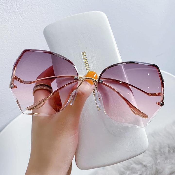 2023%20Luxury%20Round%20Gradient%20Sunglasses%20Women%20Metal%20Curved%20Temples%20Eyewear%20Ocean%20Rimless%20Fashion%20Sun%20Glasses%20Ladies%20UV400%20-%20Image%208
