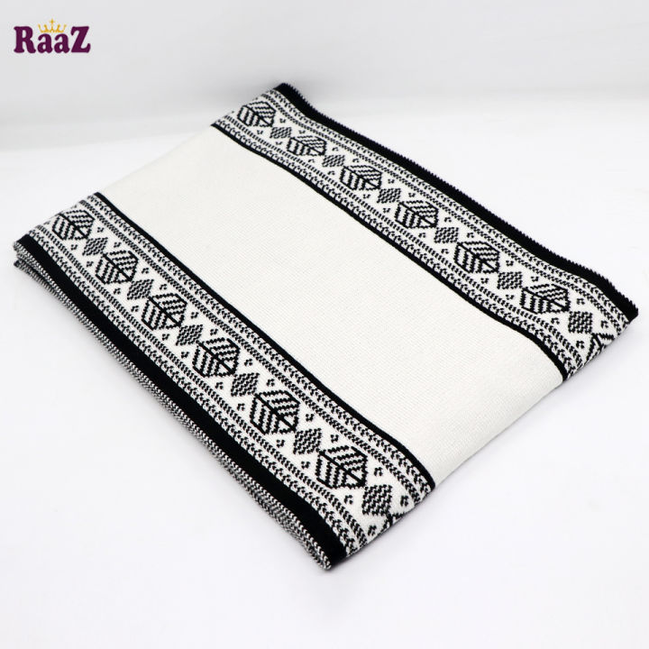 Black%20And%20White%202%20in%201%20design%20Winter%20Woolen%20Scarf,%20Soft%20Muffler%20Stylish%20Fashion%20Scarf%20For%20Men%20And%20Women%20-%20Image%202