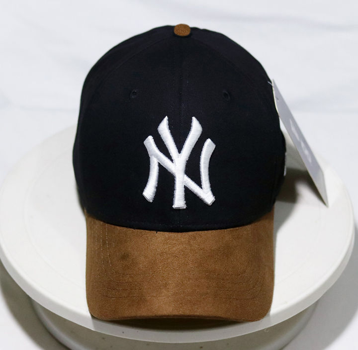 100% Export and Premium Limited-Edition Cap for Classic People