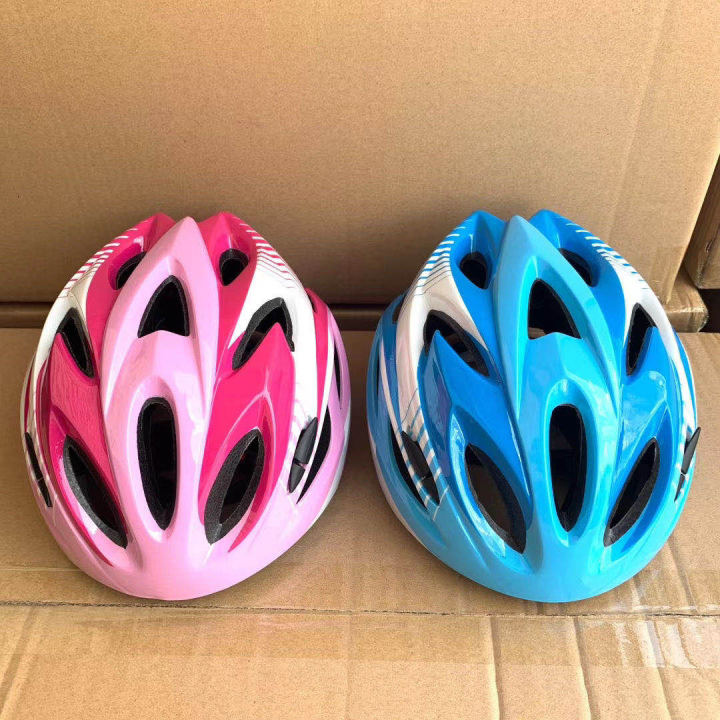 Foreign trade children's integrated helmet, black bubble, adjustable roller skating helmet, skate skateboard, balance bike helmet