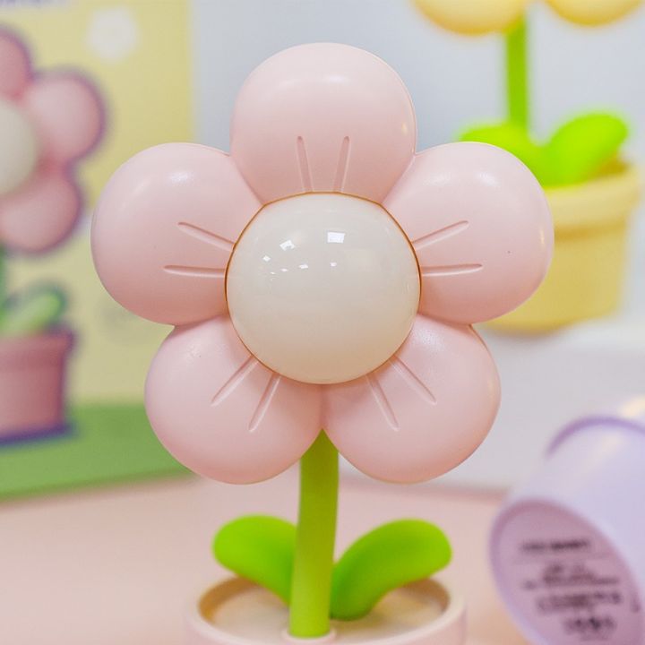 %E3%80%903C%20VictoryEagle%E3%80%914%20Colors%20Warm%20Yellow%20Cute%20Flower%20Night%20Light/Mini%20Protection%20Desktop%20Bedroom%20Bedside%20Lamp%20-%20Image%207