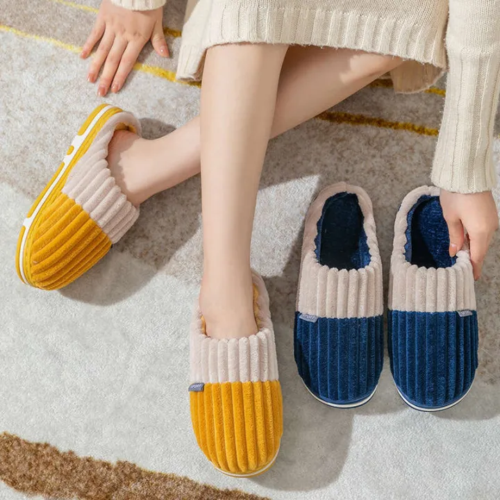 Tiktok%20cotton%20of%20the%20same%20style%20women%20in%20autumn%20and%20winter,%20indoor%20home%20warmth,%20moon%20shoes,%20net%20red%20lovers,%20plush%20slippers%20for%20men%20-%20Image%204