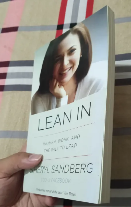 Lean%20In:%20Women,%20Work,%20and%20the%20Will%20to%20Lead%20-Paperback%20-%20Image%203