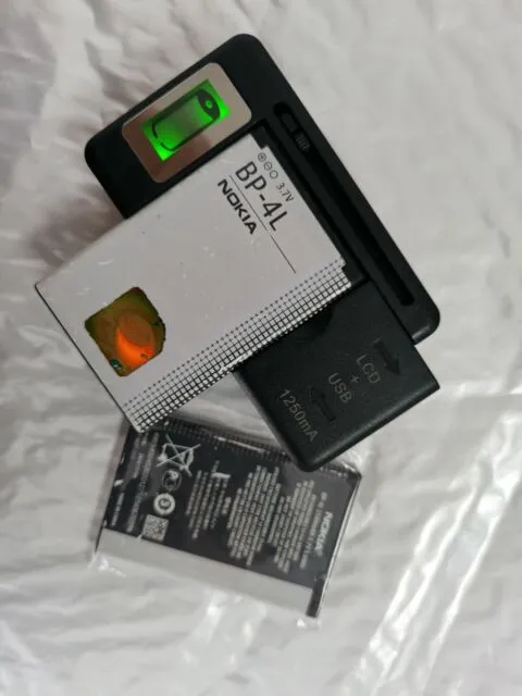 Nokia%20BP%204L%20Mobile%20Battery%203200mAh%20for%20E%20Series%20and%20N%20Series%20Phones%20-%20Image%202