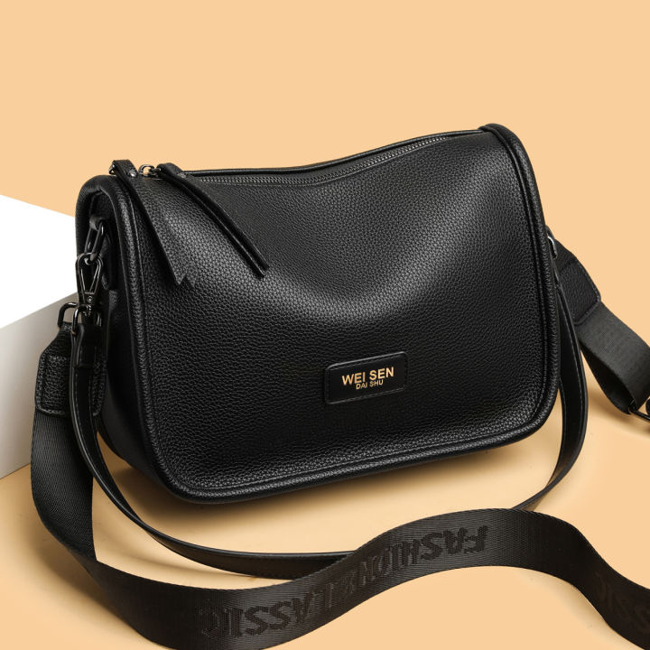 2024%20New%20Large-Capacity%20Crossbody%20Bag,%20Korean%20Fashion%20One%20Shoulder%20Crossbody%20Bag,%20Fashion%20Pillow%20Bag,%20Versatile%20Women's%20Bag%20-%20Image%202
