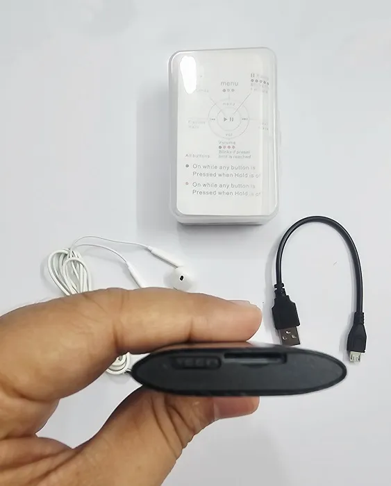 Bluetooth%20Portable%20Digital%20Lossless%20MP4%20Music%20Player%20-%20Image%204