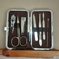 Stainless Steel Nail Clipper Set, 7pcs Green Manicure Art Tools in Portable Case.