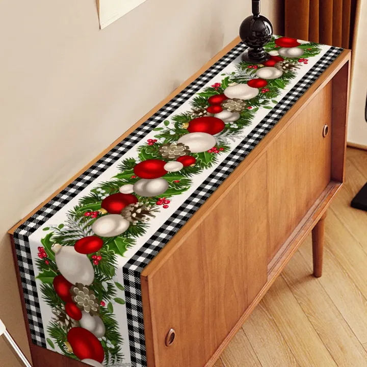 Black%20and%20White%20Gingham%20Christmas%20Check%20Plaid%20Table%20Runner%20Table%20Runner%20Holiday%20Home%20Kitchen%20Decor%20-%20Image%206