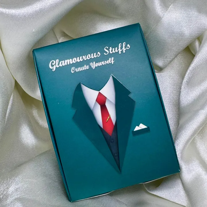 Aeroplane%20Tie%20Clip%20&%20Mini%20Aircraft%20Pin%20%E2%80%93%203-Piece%20Brooch%20Set%20for%20Men%E2%80%99s%20Suit%20&%20Shirt%20Accessories%20-%20Image%204