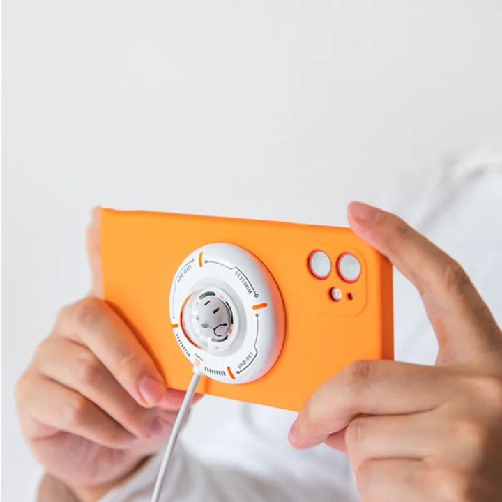 New%20O2%20Project%20Creative%20UFO%20Design%2015W%20Fast%20Magnet%20Wireless%20Charging%20Pad%20Magnetic%20Qi%20Wireless%20Charger%20for%20iPhone%2012%20-%20Image%204