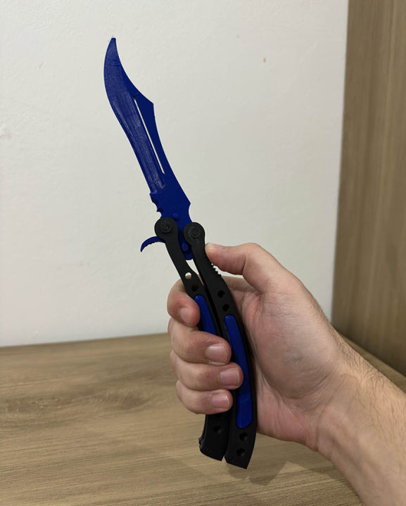 3D%20Printed%20CS2%20Butterfly%20Knife%20Replica%20%E2%80%93%20Gaming%20Prop%20for%20Display%20&%20Cosplay%20-%20Image%205