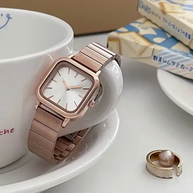 Inspired%20by%20CN%20high%20quality%20New%20Square%20Stainless%20Steel%20Analog%20Watch%20For%20Women%20Silver-gold-With%20Smart%20Box%20-%20Image%202