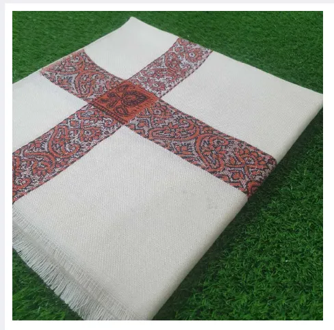 Beautiful%20Design%20Comfortable%20Pure%20Cotton%20Kashmiri%20Rumal%20for%20Men-White%20-%20Image%204