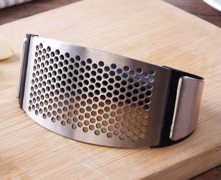 Garlic%20Press%20Rocker%20Silicon%20Garlic%20Peeler%20Stainless%20Steel%20Garlic%20Mincer%20Clove%20Crusher%20Masher%20Mincing%20Tool%20Innovative%20NEW%20Kitchen%20Gadget%20-%20Image%204