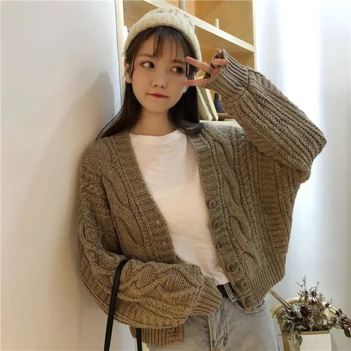 M144%20Cardigan%20Short%20Top%20Women's%20Korean-Style%20Retro%20V%20Collar%20Net%20Red%20Sweater%20Loose%20French%20Lazy%20Style%20Sweater%20-%20Image%206