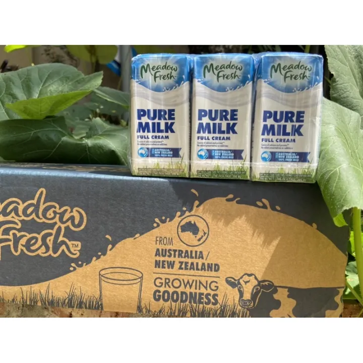 Meadow%20Fresh%20New%20Zealand%20Pure%20UHT%20Milk,%20Full%20Cream,%201L%20-%20Image%204