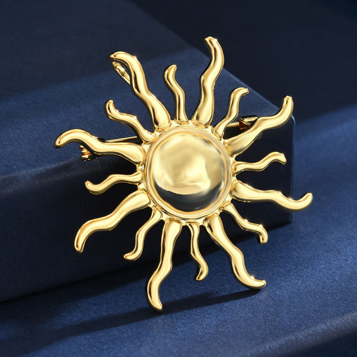 Gold sun pin women's niche design sense ins trendy high-end blazer neckline brooch ornaments accessories