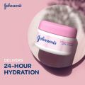 Johnson’s 24Hour Moisture Soft Cream (UAE) 200ml. 