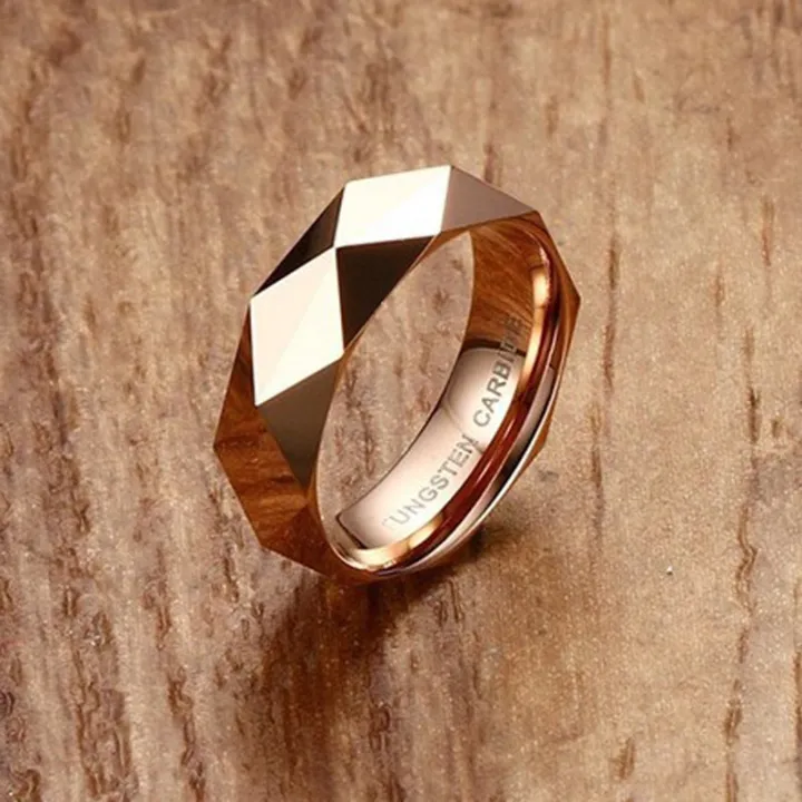 Faceted%20Wedding%20Band%20For%20Men,Mens%20Tungsten%20Carbide%20Rings,%20Polished%20Beveled%20Edge%20Comfort%20Fit%20-%20Image%206