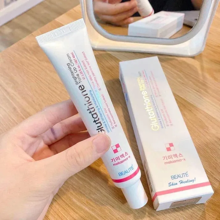 Beaute%20Melasma-X%20Glutathione%20Brightening%20Tone%20Up%20Cream%2045ml%20-%20Image%203
