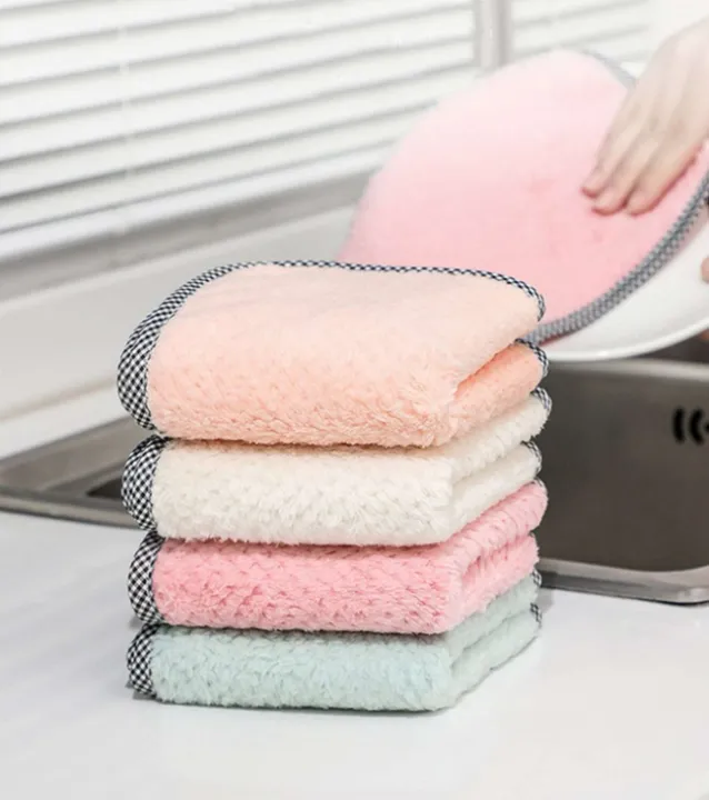Extra%20Absorbent%20Microfibre%20Towel%20for%20Kitchen,%20Car%20Cleaning,%20Bike%20Cleaning%20-%20Image%204