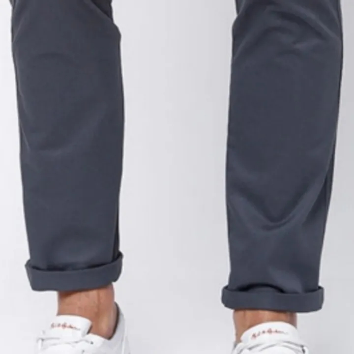 GENTS%20SLIM-FIT%20PURE-COTTON,%20DEEP-GREY%20LONG%20TWILL%20OR%20GABERDINE%20PANT.%20-%20Image%204