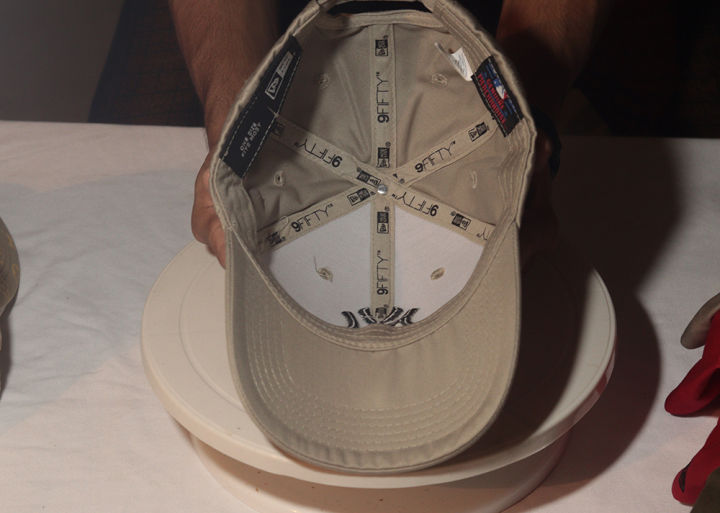 100%25%20Export%20and%20Premium%20Limited-Edition%20Cap%20for%20Classic%20People%20-%20Image%206