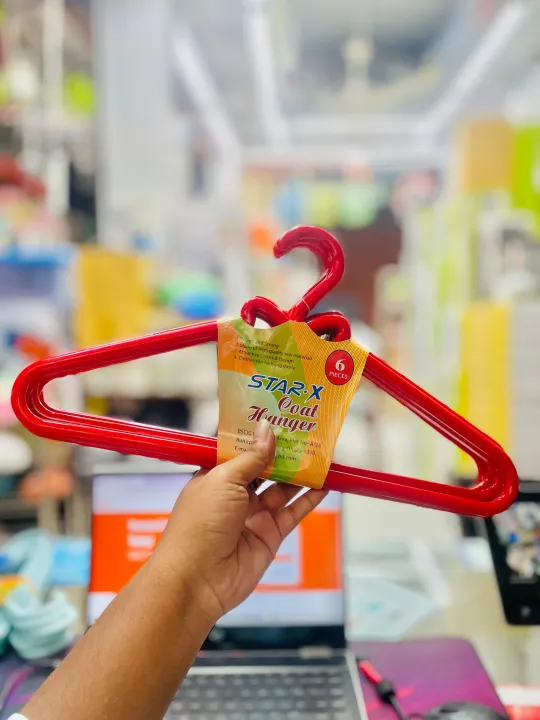 Plastic%20Hanger%20Set%20For%20Wardrobe%20(Set%20Of%206%20Pcs),%20Black%20-%20Hanger%20-%20Hanger%20-%20Image%205