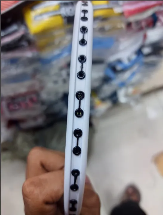 Elevate%20Your%20Game%20With%20The%20Head%20Badminton%20Racket%20Jointless%20Racket%20-%20Premium%20Equipment%20For%20Badminton%20Players%20-%20Image%205