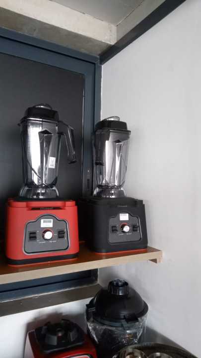 Commercial%20Blender%20High%20Performance%20Red%20%E2%80%93%20OCB2021R%20-%20Image%204