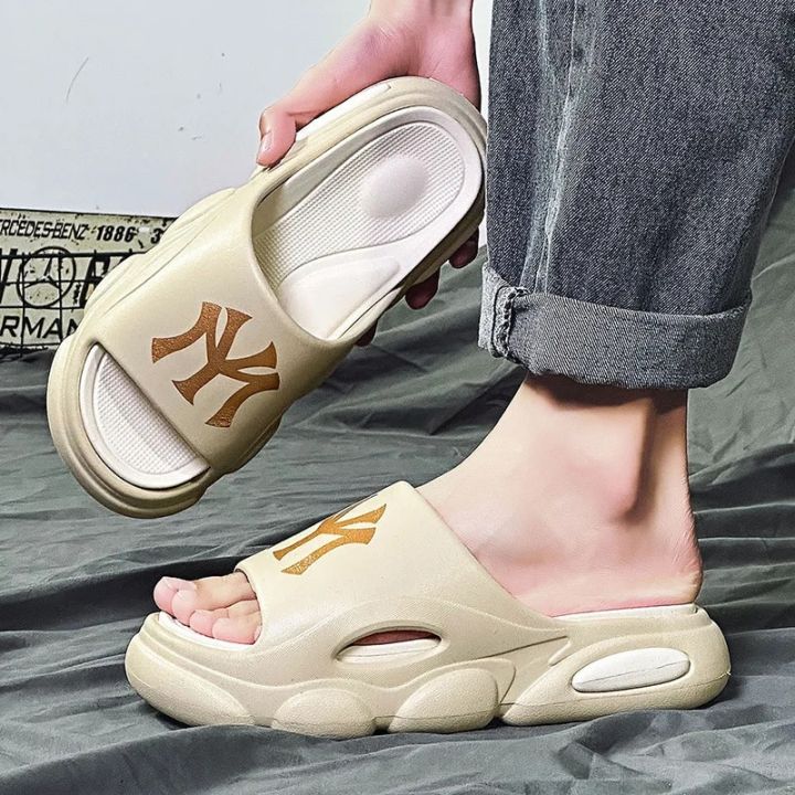 Warrior Slippers For Men Beach Sandals Non-slip Comfortable Summer Cloud Slippers Thick Sole Y2K Shoes Pillow Slides 2023