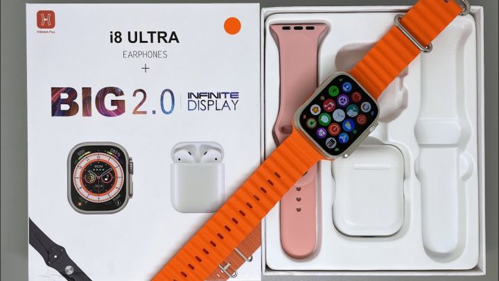 New%20i8%20Ultra%20Big%202.0%20Infinite%20Display%20Dual%20Band%20Smartwatch%20With%20Earbuds%20-%20Image%202