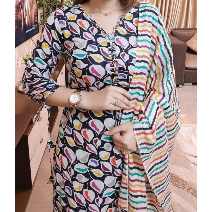 Unstitched%20High%20Quality%20Skin%20Print%20Cotton%20Three%20Piece%20Set%20for%20Women%20Fashionable,%20Comfortable,%20Stylish,%20New%20Collection%20-%20Image%203