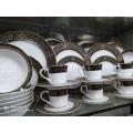 32 Pcs Exclusive Dinner Set Gift And Home Decoration.
