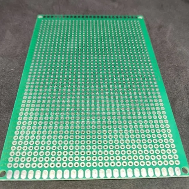 12x8cm%20DOTTED%20Veroboard%20SINGLE%20SIDE%20DOT%2012x8cm%20Glass%20Fiber%20Stripboard%20PCB%20Printed%20Circuit%20Board%20Project%20Board%20For%20Prototyping%20Soldering%20Leads%20Pin%20Hole%20Vero%20Board%20DIY%20-%20Image%205