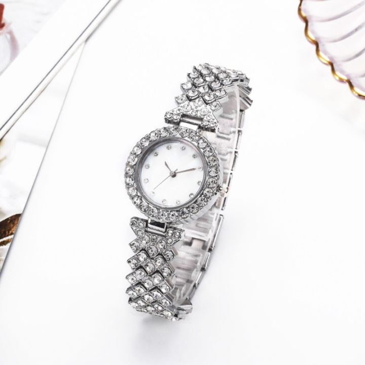 Stylish%20Heart-shaped%20Jewelry%20and%20Quartz%20Watch%20Set%20for%20Women%20and%20Diamonds%20Luxury%20Ladies%20Magnetic%20Watch%20-%20Image%206