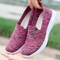 Shoes for women in the spring, new one-footed mom shoes, middle-aged and elderly women's shoes, soft-soled casual lazy shoes.