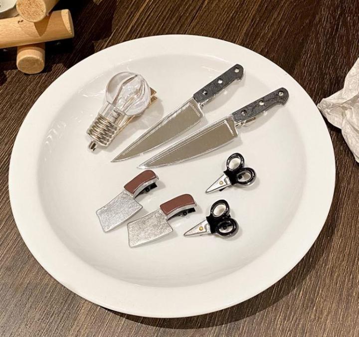 Creative%20Weird%20Knife%20Hair%20Clips%20For%20Women%20Funny%20Hairpins%20Girls%20Hairclip%20Punk%20Barrette%20Hairpins%20Headwear%20Hair%20y2k%20Accessories%20New%20Moonlight%20Shines%20-%20Image%205