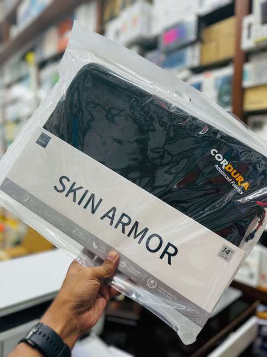 WIWU%20Skin%20Armor%20Laptop%20Sleeve%20MacBook%20Shockproof%20Bag%20with%20Cordura%20Fabric-14%20inch%20-%20Image%204