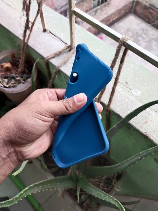 selicon%20back%20cover%20for%20realme%205i%20/%20realme%206i%20-%20Image%204