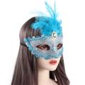 Creative Plastic Half Face Mask For Men Woman Masquerade Luxury Feathers Halloween Masks Carnival Costume Props Photo Prop.