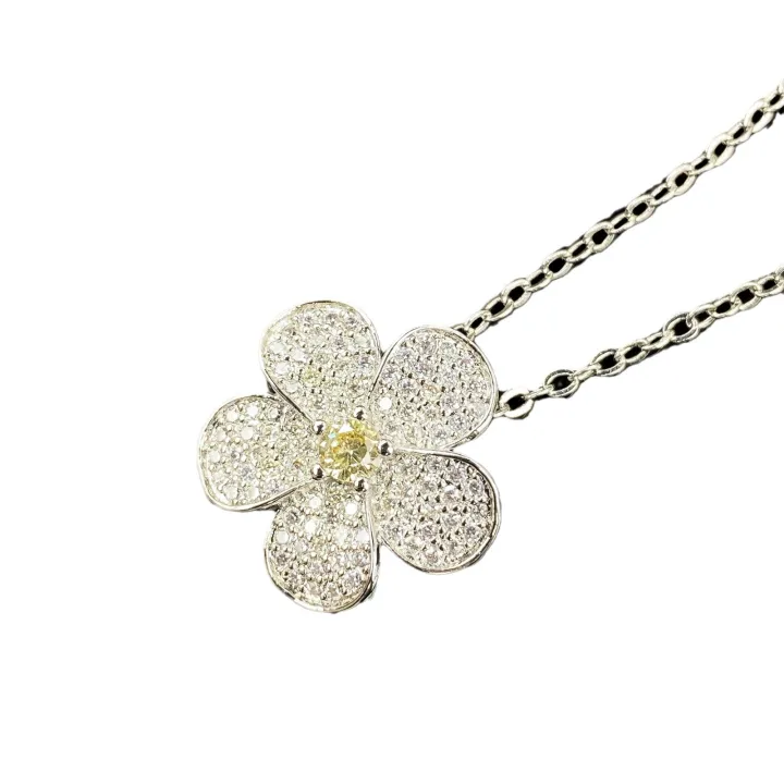Xiaohongshu%20recommends%20the%20same%20red%20diamond%20small%20flower%20necklace%20as%20a%20small%20fresh%20Internet%20celebrity,%20sapphire%20yellow%20diamond%20colored%20gem%20pendant%20for%20women%20-%20Image%205