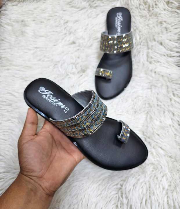 Womens%20Flat%20Regular%20Shoes%20New%20Fashionable%20Ladies%20Flat%20Slipper%20Sandals%20Premium%20Sandal%20for%20Girls%20-%20Image%202