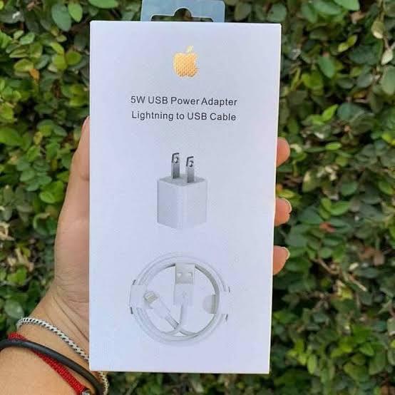 for%20iphone%205%20watt%20charger%20(adapter%20with%20cable%20)%20%20for%20iphone%20all%20model%20-%20Image%204