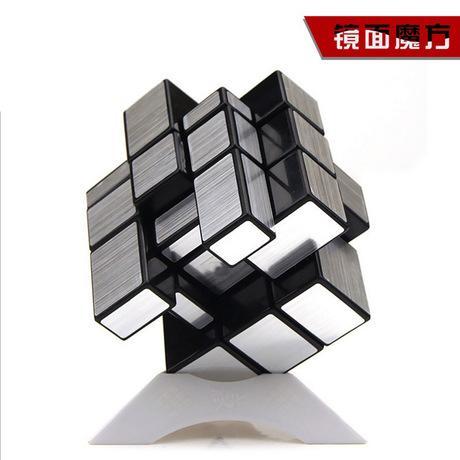 Mirror%20Block%20Rubik's%20Cube%20-%20Image%204