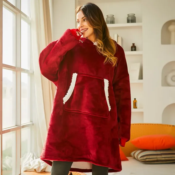 Winter%20Sherpa%20Oversized%20Hoodie%20Women%20Men%20Checkered%20Sweatshirt%20Fleece%20Hooded%20Blanket%20With%20Sleeves%20Pocket%20Wearable%20Blanket%20-%20Image%203