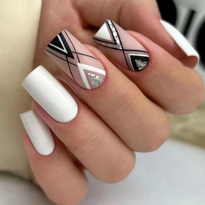 24Pcs%20Triangle%20Black%20French%20False%20Nails%20Mid-length%20Ballet%20Press%20on%20Nails%20with%20Leopard%20Design%20Wearable%20Coffin%20Nail%20Art%20Tips%20-%20Image%206