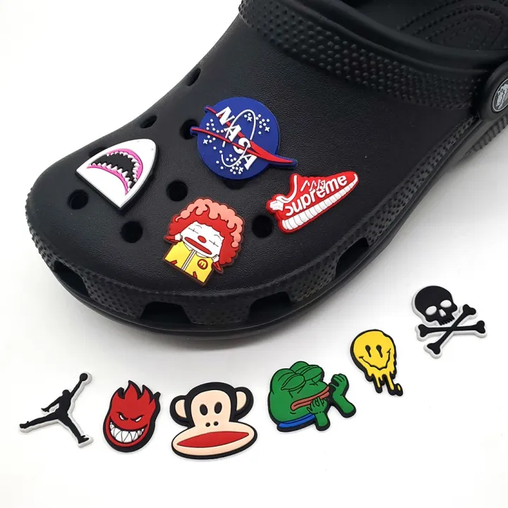 Shoe%20Charms%20Jibbitz%20New%20Spoof%20Style%20Funny%20pattern%20Design%20Pin%20For%20Crocs%20Clogs%20And%20Bags%20-%20Image%206