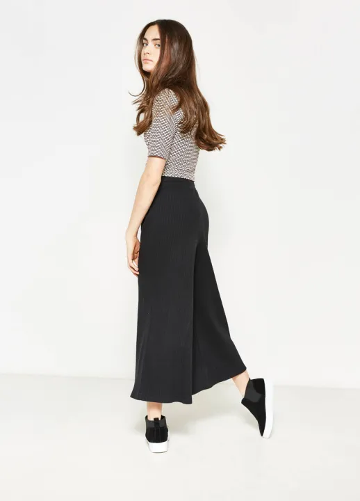 New%20Fashion%20%20Stylish%20Linen%20Palazzo%20For%20woman%20-%20Image%203