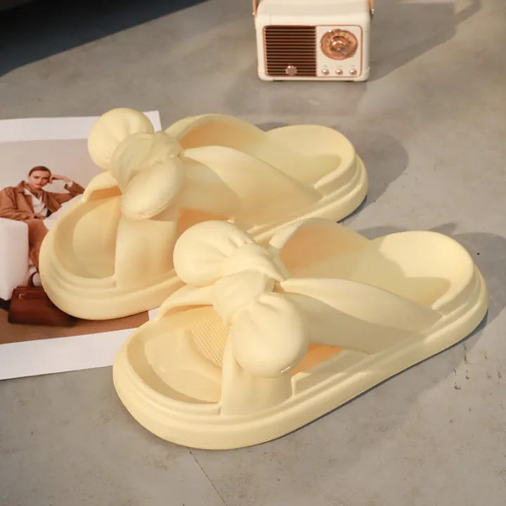 Bow%20shaped%20sandals%20women%20summer,%20non%20slip%20thick%20soled%20cute%20slippers%20indoor%20and%20home%20use.%20Women%20wear%20them%20outside%20the%20bathroom%20for%20bathing%20in%20summer%20-%20Image%208